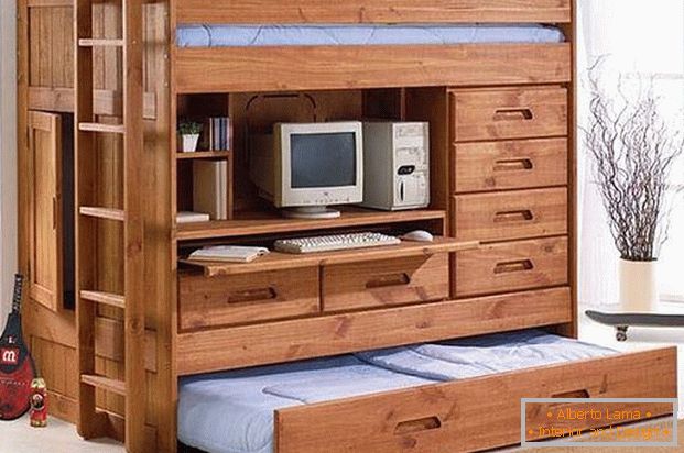 Двуетажно легло с шкаф