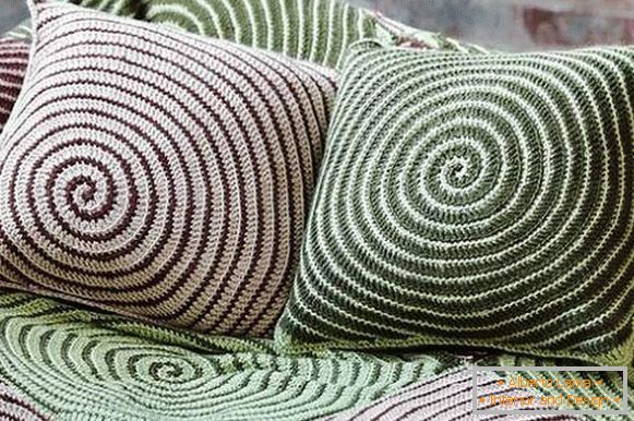 Декоративни възглавници за диван, плетени
