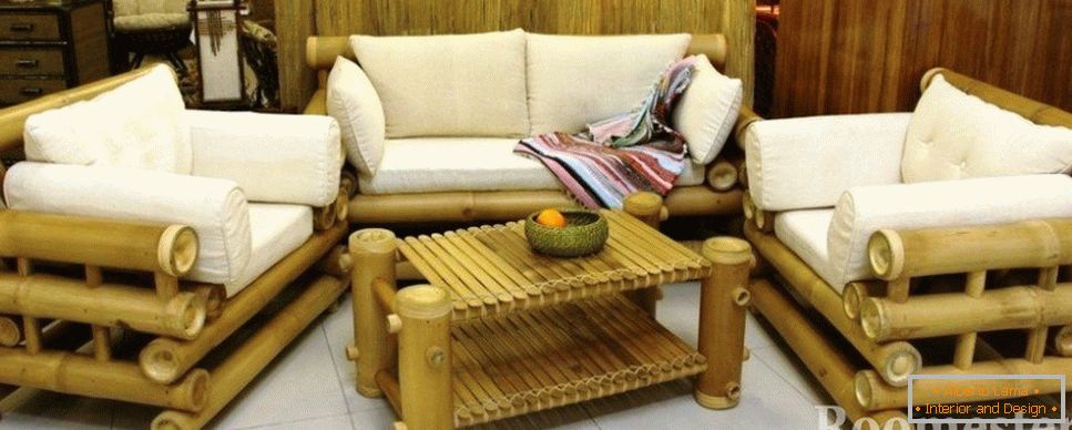 Бамбукови мебели с възглавници