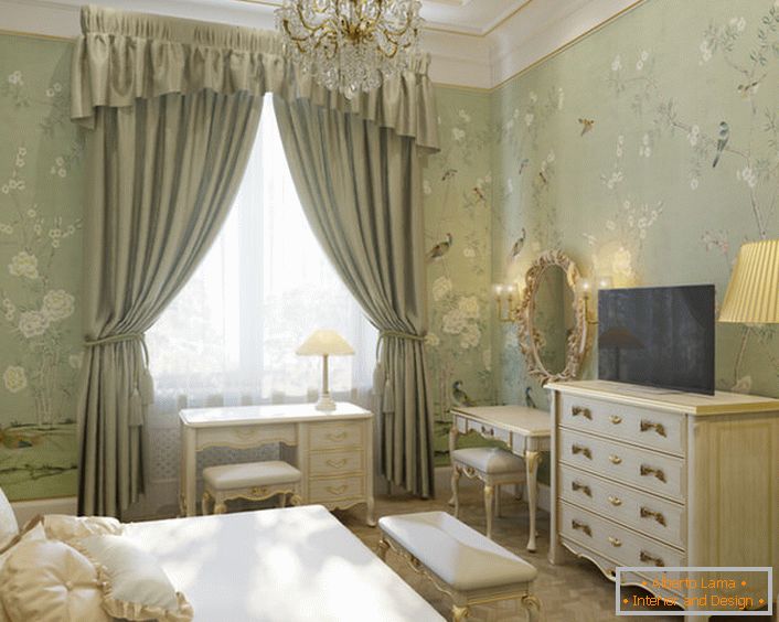 Малка спалня за гости в френски стил в апартамент в западната част на Германия. 