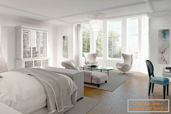 Бяла сива спалня с красиви мебели