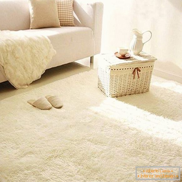 бели килими на пода, снимка 61