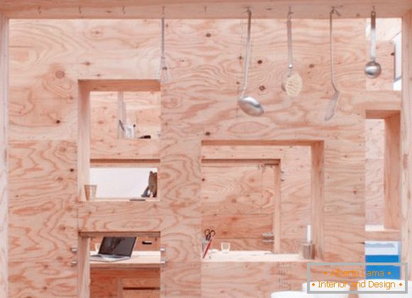 Кухненски апартамент с преобразуващи се мебели