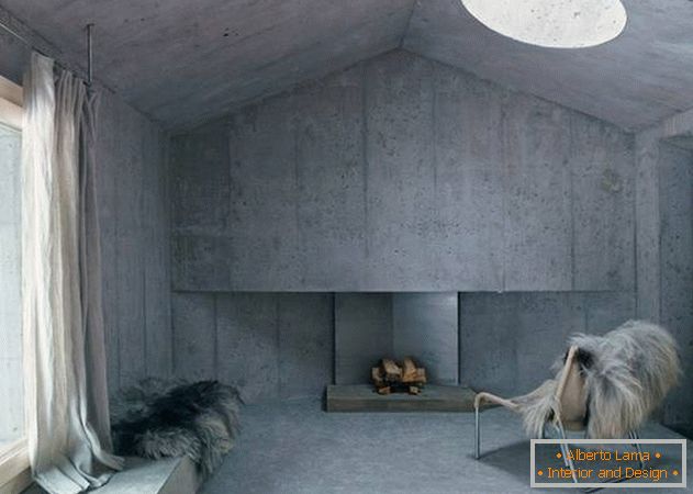 Минималистичен интериор на бетонна къща