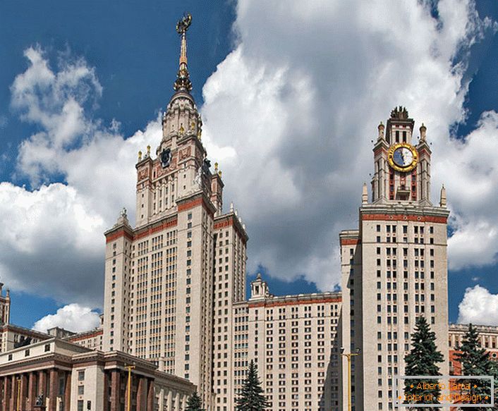 Империята на Сталин става отделна архитектурна посока.