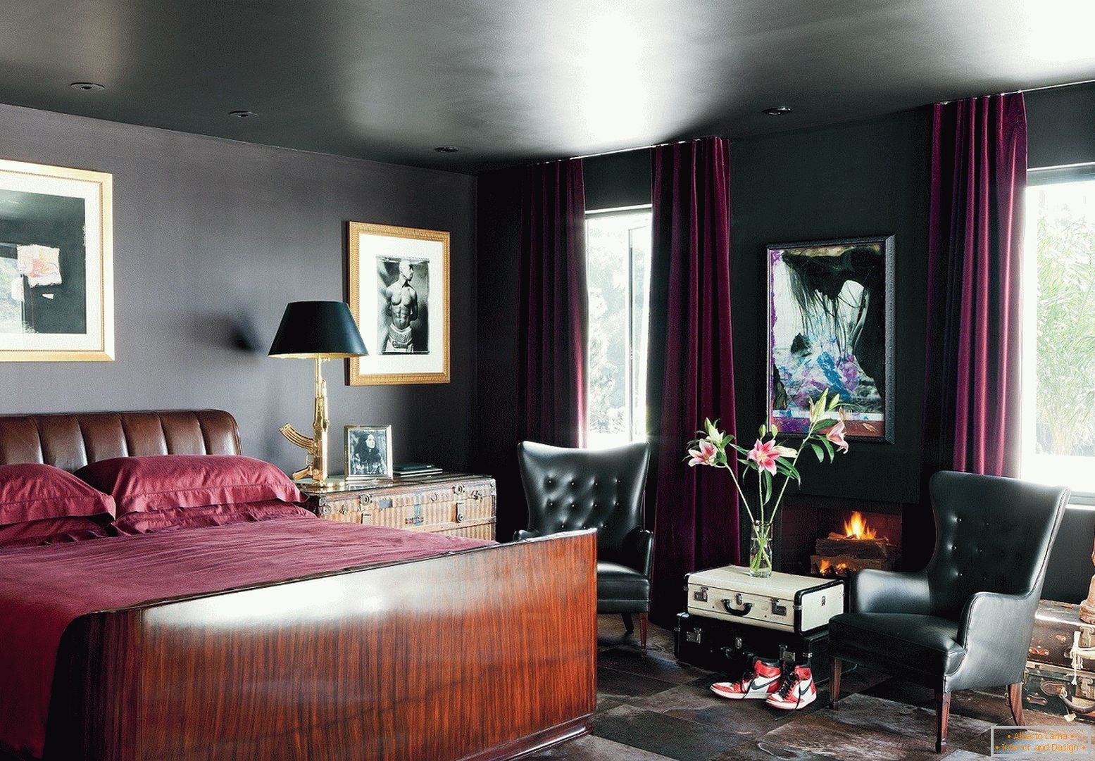 Червен таван, сиви стени и текстил от Бордо
