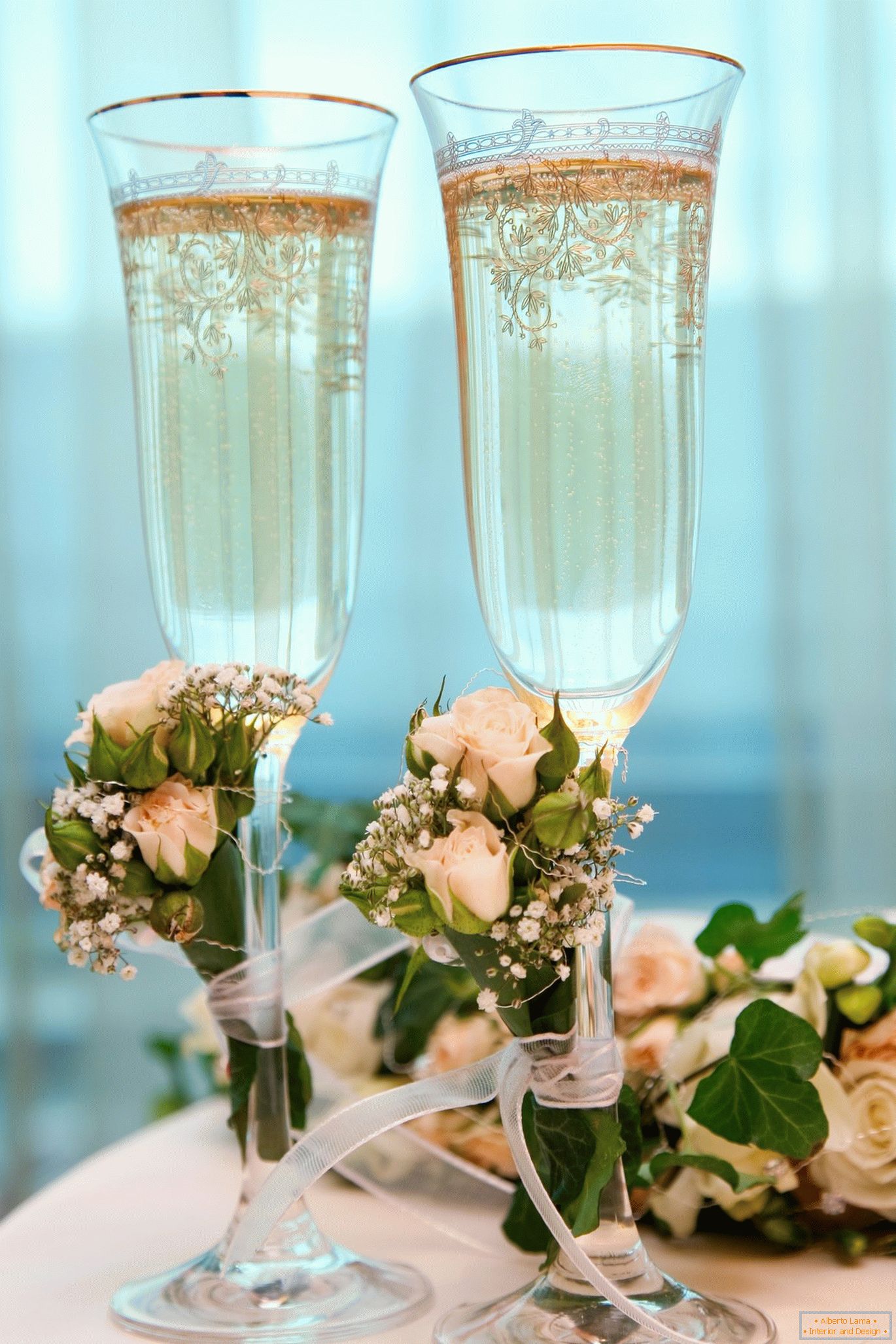 Сватбени очила с изкуствени цветя