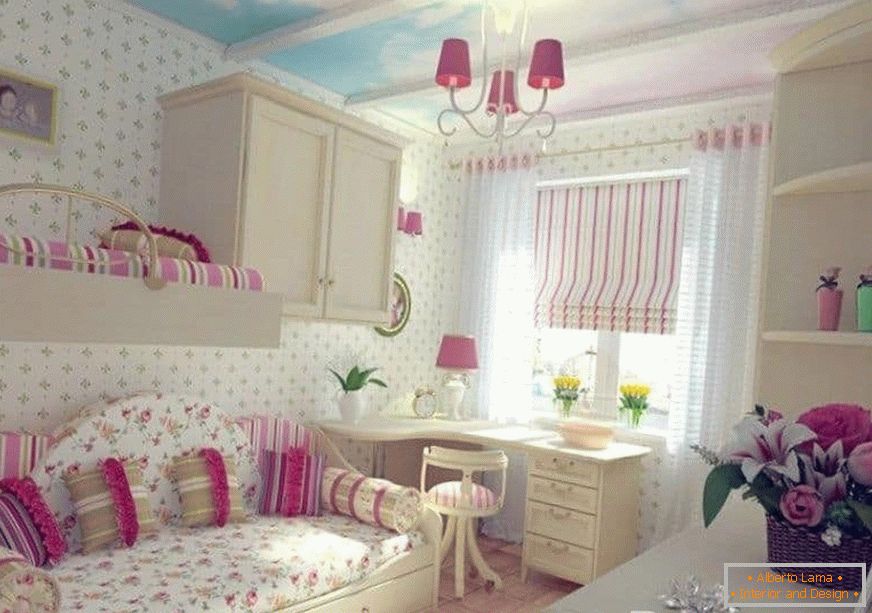 Уютна детска стая за момичета