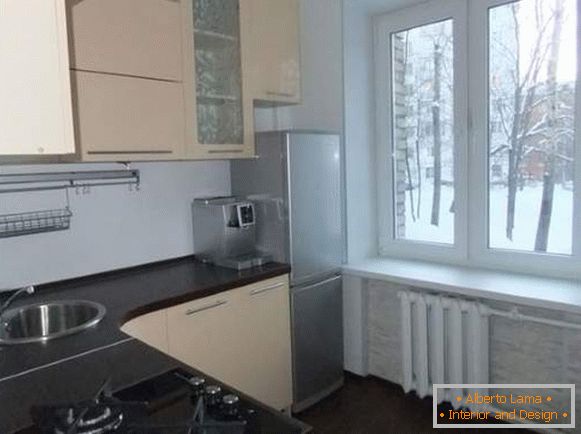 Дизайн на малки апартаменти Хрушчов - малка кухня 5 кв. М