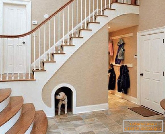 коридор в къщата със стълбища дизайн снимка, снимка 38