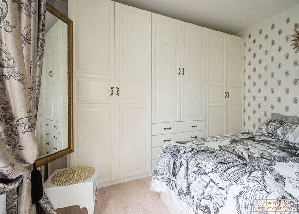 Спалня на луксозни апартаменти от Мария Дадиани