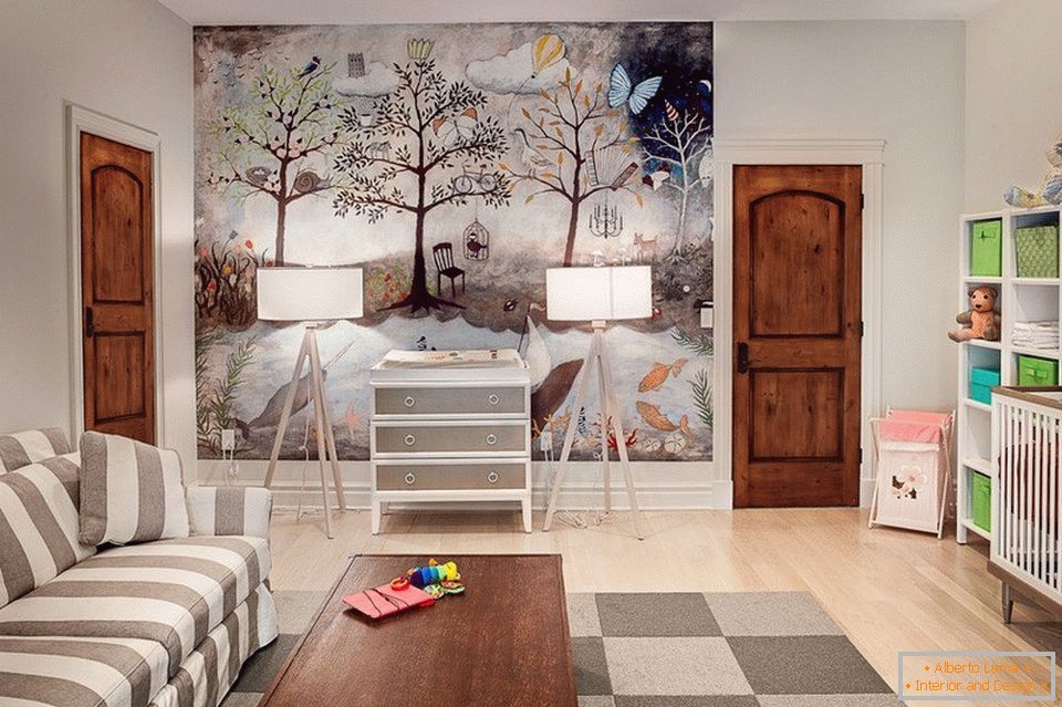 Интериорът на детската стая с фреска