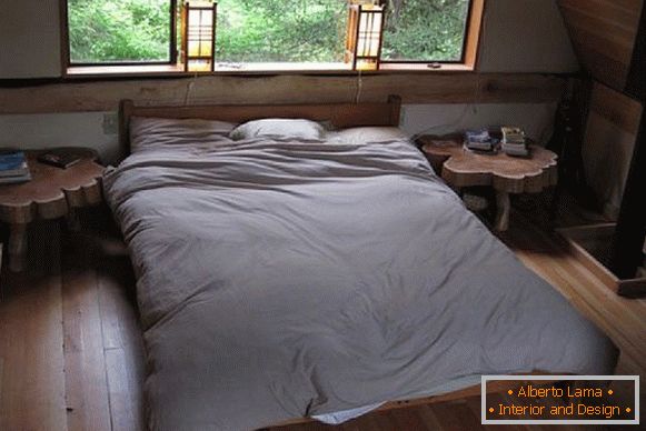 Спалня на малка горска къща в Япония