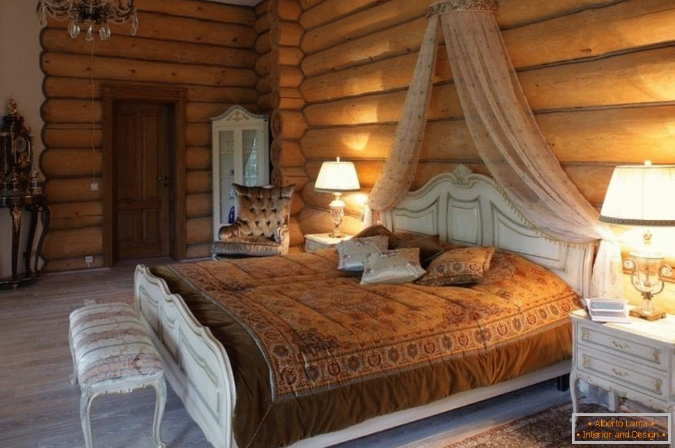 Спалня в дървена къща