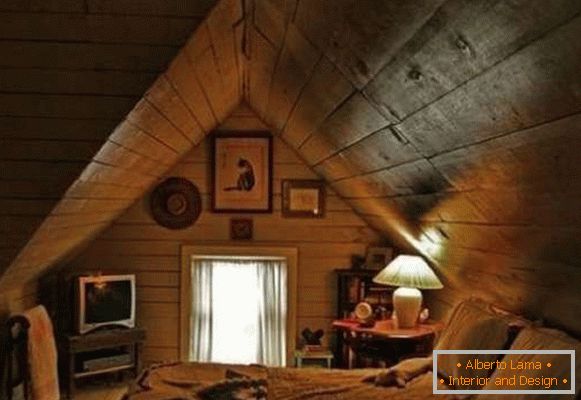 интериор в спалнята в дървена къща, снимка 36