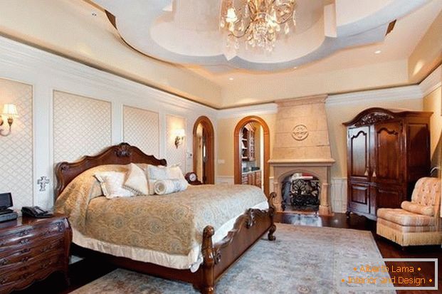 спалня в класически стил