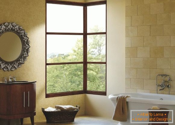 Най-добър дизайн на прозореца - снимка на ъглов прозорец в банята