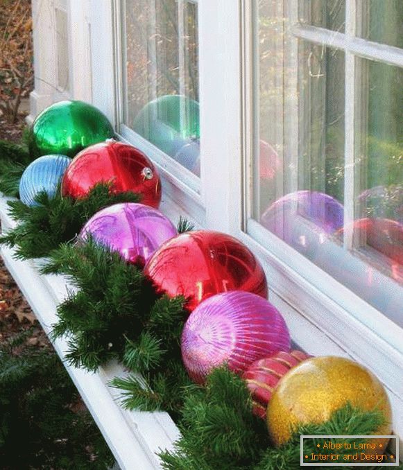 Как да украсите прозорец със собствените си ръце - Новогодишен декор на снимката
