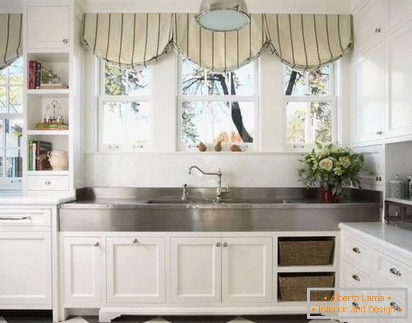 красиви завеси в кухнята, снимка 1