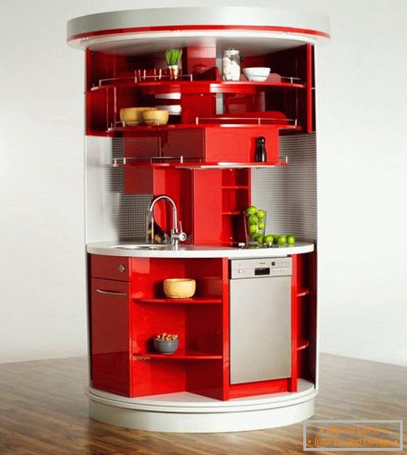 Функционален кухненски шкаф от компактни концепции