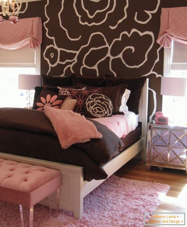 Розово в кафява спалня