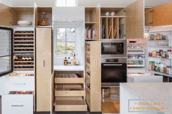 Интелигентни кухненски мебели с много секции