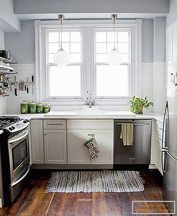 Кухня в бяло-сив цвят
