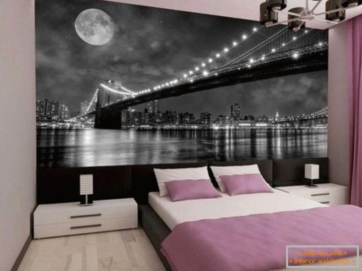 Любимата тема на дизайнерите е нощният метрополис и кабелният мост в светлините.