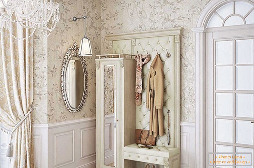 Декорирайте в коридора в класически стил
