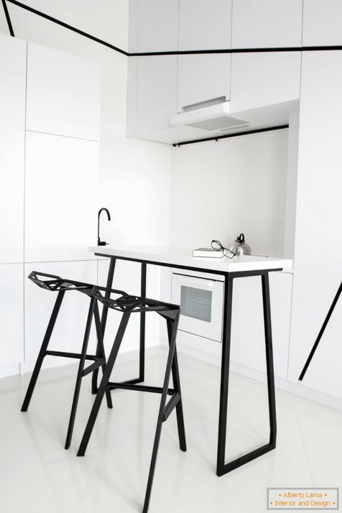 Кухненски студио апартамент в черно и бяло