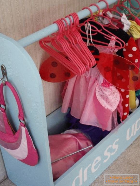 Детски гардероб за момичета със собствените си ръце