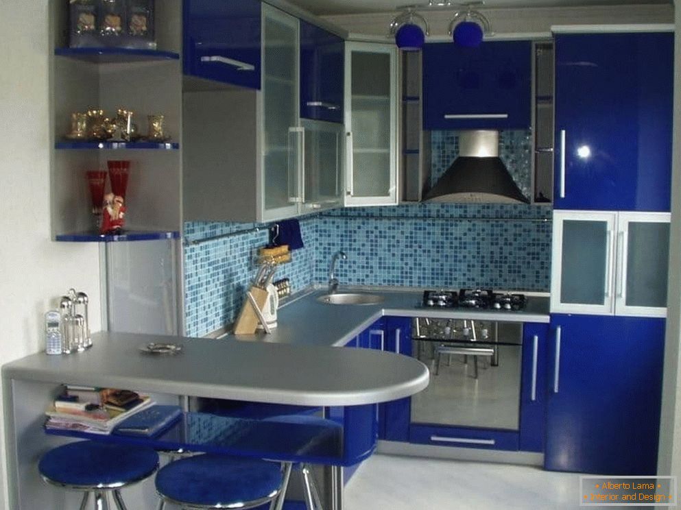 Синьо-сива кухня