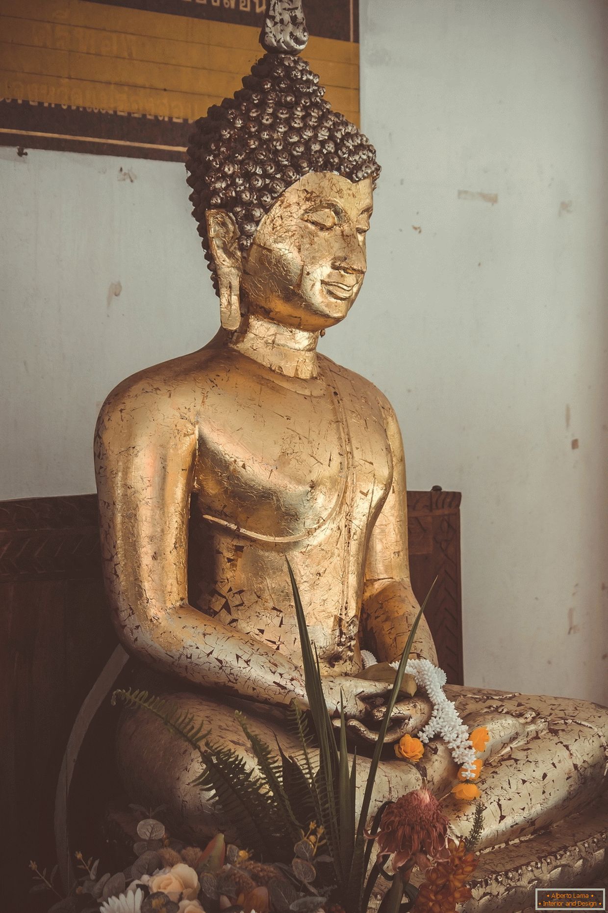 Златният Буда