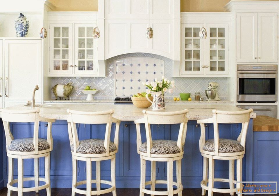 Синя кухненска мебел
