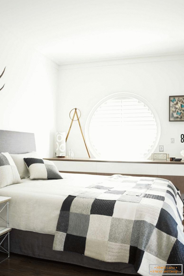 bedroom-white-circular-window-check-quilt-feb12-201504161щ034щ-qщ5dx800y-u1r1g0c