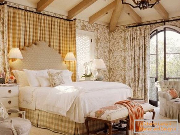Тапет в стила на Прованс за спалнята - снимка в интериорния дизайн