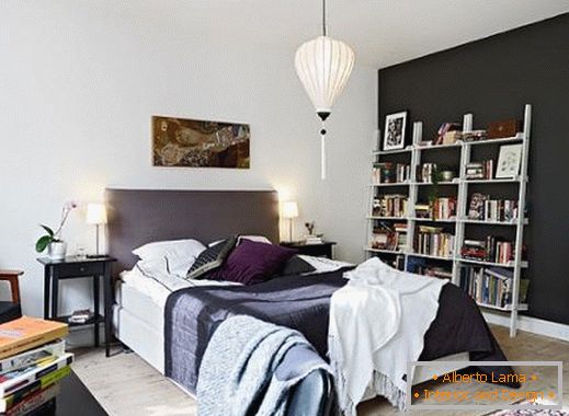 Черно-бял контраст в дизайна на спалнята
