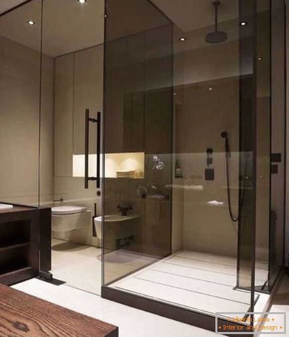 Стъклени врати за душ с черен цвят