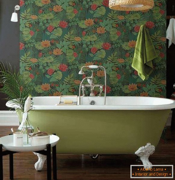 Тъмна тапет за стените в интериора на банята - снимки в зелени тонове