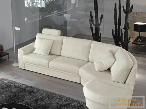 Мек ъглов диван - снимка в бял цвят