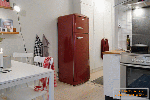 Кухнята на малък апартамент в скандинавски стил