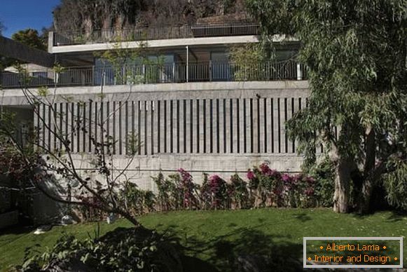 Dream House в Испания