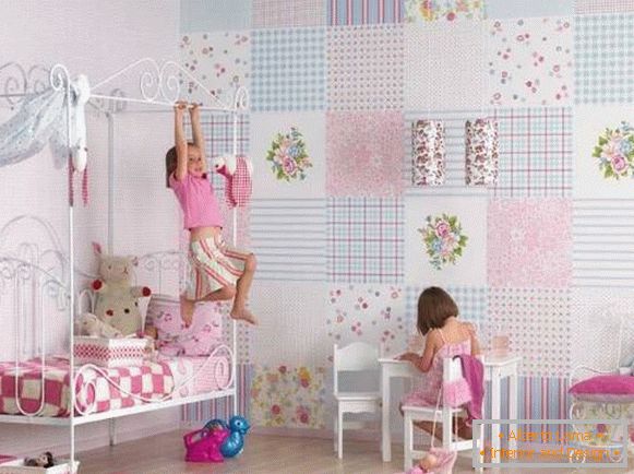 Красива тапет в детската стая за момичета - снимка в интериора