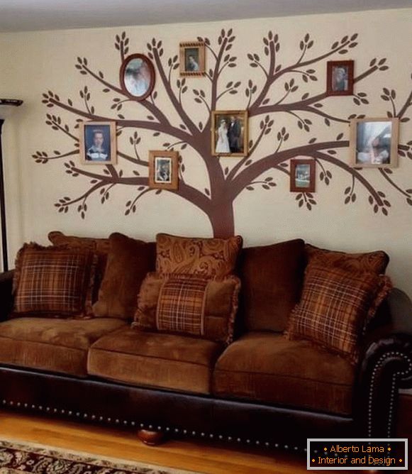 Семейното дърво в хола