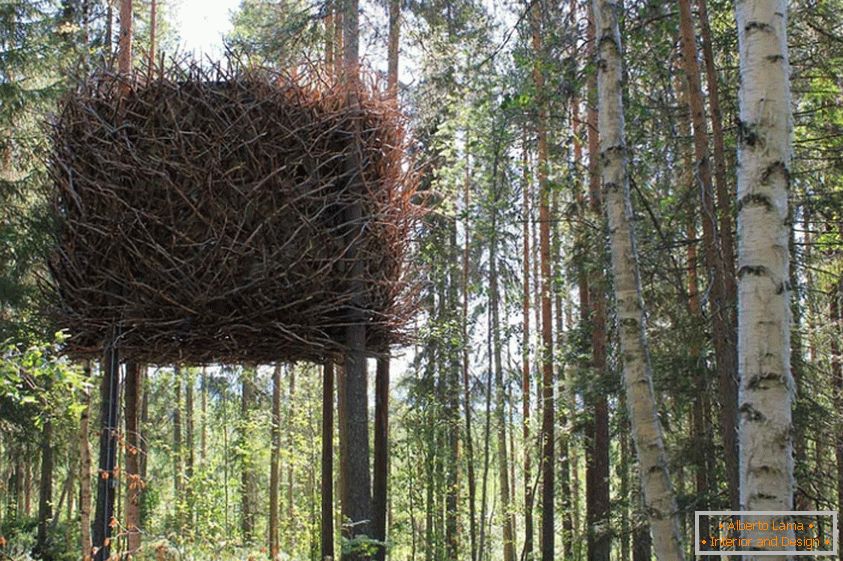 Къща за птици Bird's Nest Tree (Швеция)