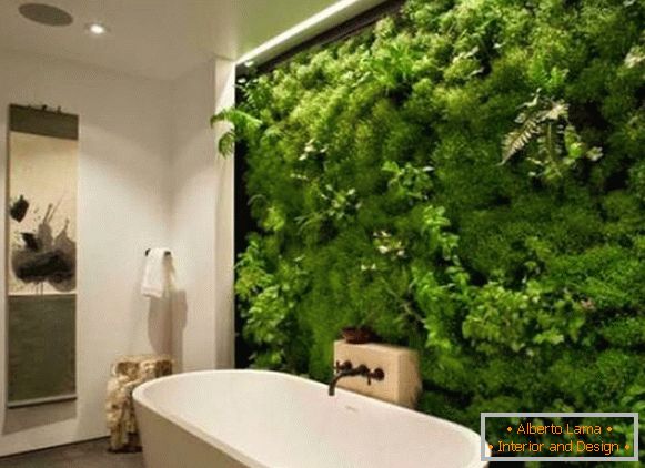 Зелена стена в дизайна на банята