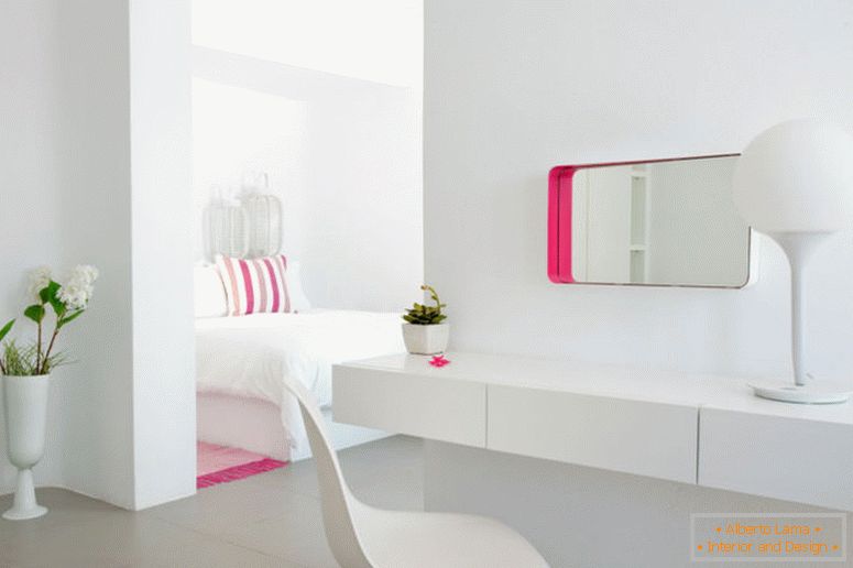 романтична спалня-дизайн-за-двойки-страхотно-бяла спалня-мебели-и-Иймс стил-DSW-стол-плюс-поп арт-интериорни-декор-дизайн-идеи-с раирани-колоритен-pillow- и-суетите-глобус-бюро-лампа