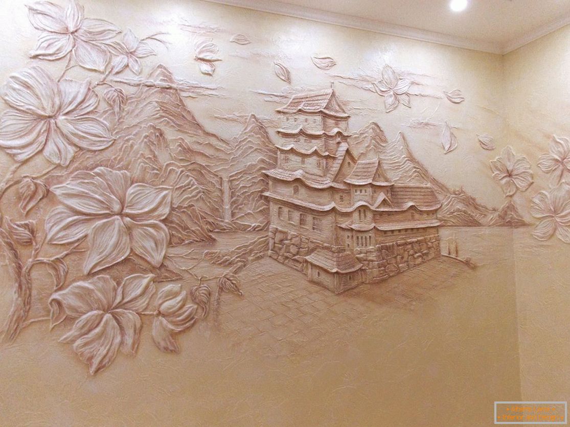 Обемна рисунка с къща и дървета от декоративна мазилка