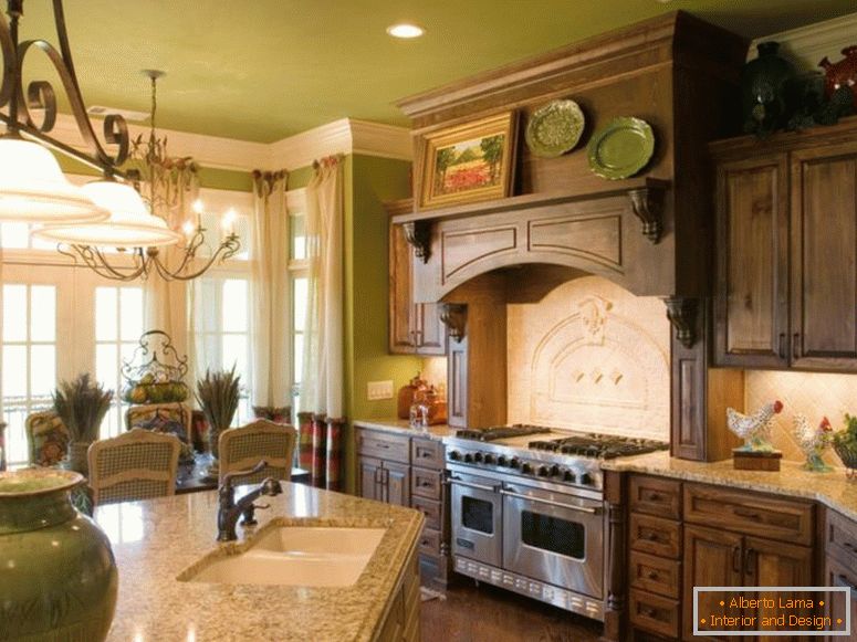 страхотно-френско-кънтри-кухня-интериор дома-дизайн-с-кафяв-дървени-кухня-шкаф-шик-идеи върху най-стена-и-крем-мраморен пиедестал-на-на масата-also- крем-плат-завеса он дъ-прозореца-с-френски