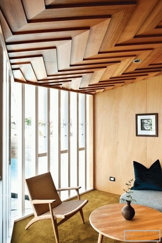 Дървен таван